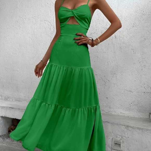 Boho green cutout cami maxi dress - Picture 6 of 7